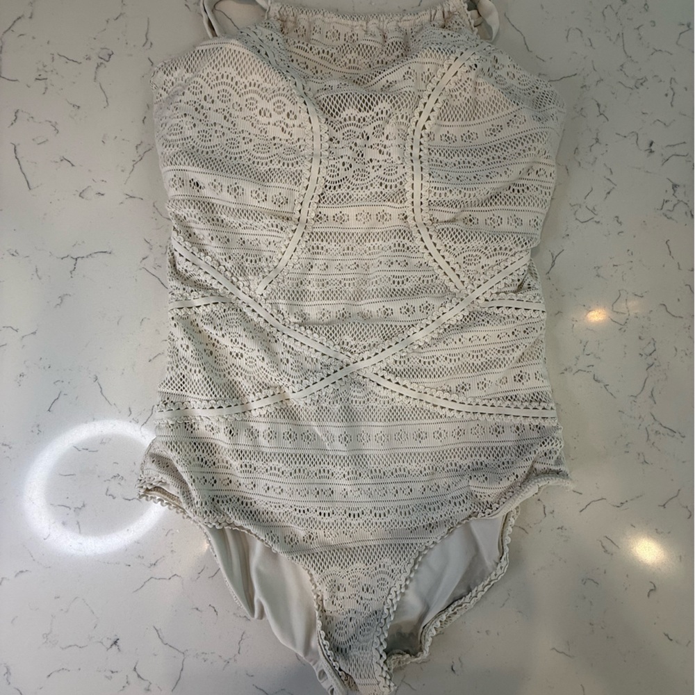 DownEast Cream One Piece Swimwear with Elegant Design